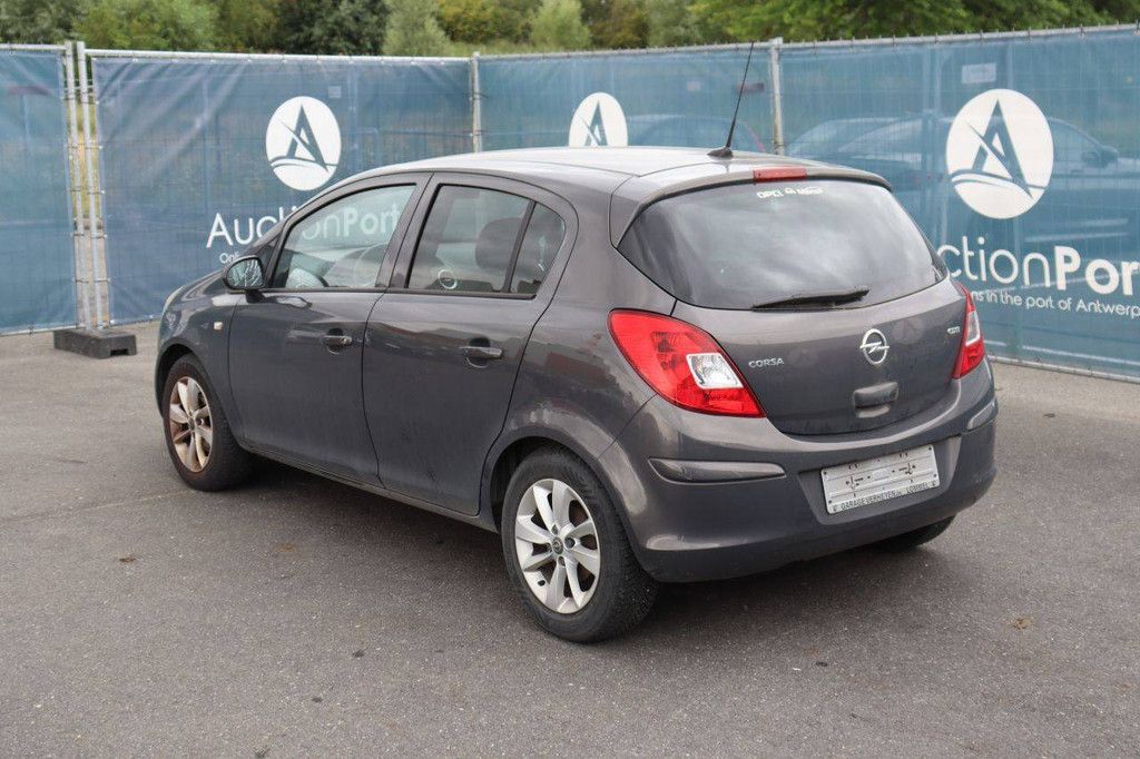 Pkw Opel Corsa Benzin 85 PS 2014 (Margin)