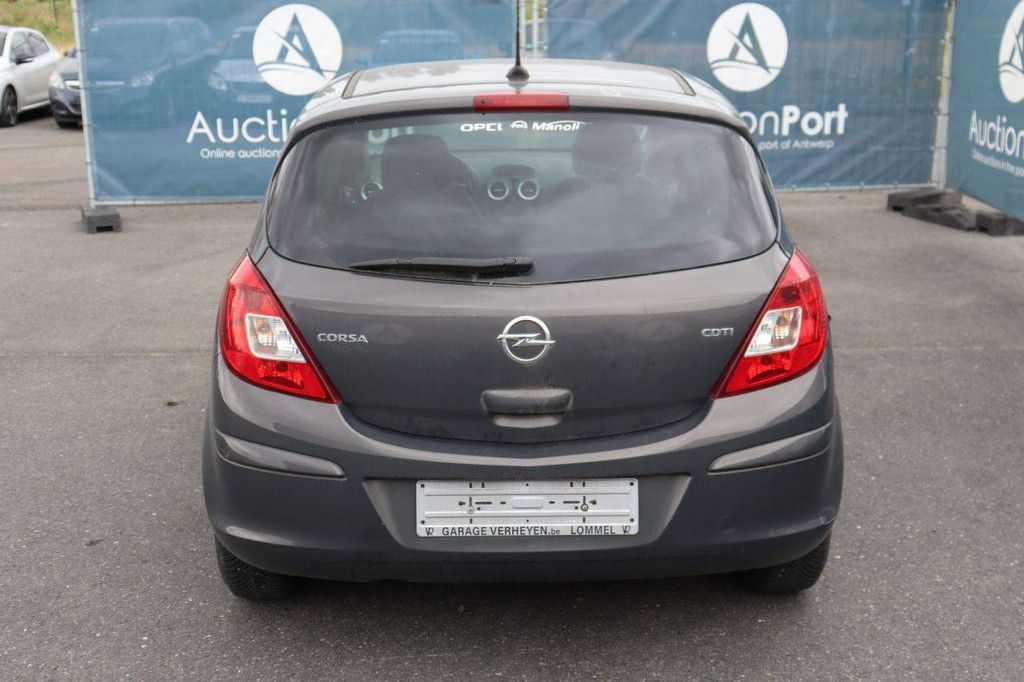 Pkw Opel Corsa Benzin 85 PS 2014 (Margin)