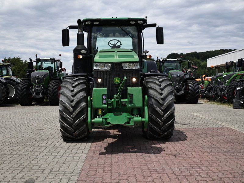 John Deere 8400R
