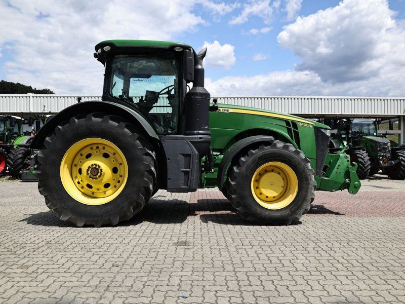 John Deere 8400R