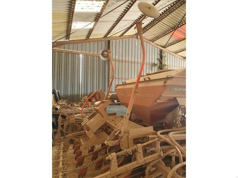 Kuhn VENTA.LC402