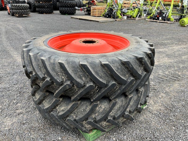 Alliance CLAAS ARION 660, Pflegeräder, 18.4R46, 420/85R34, Spur 2,25 m
