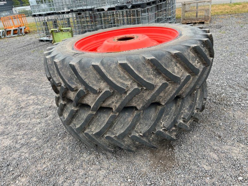 Alliance CLAAS ARION 660, Pflegeräder, 18.4R46, 420/85R34, Spur 2,25 m