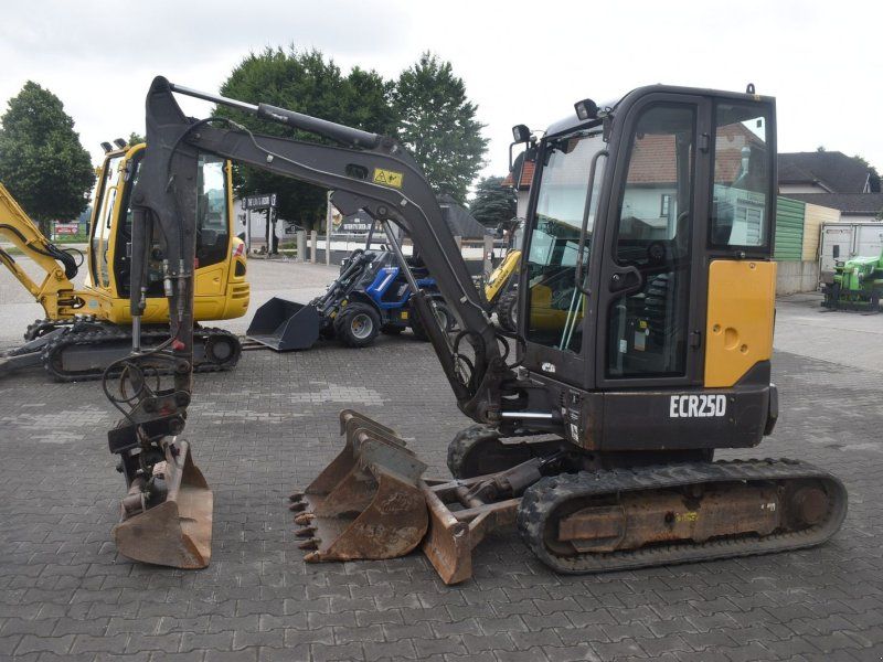 Volvo ECR25D