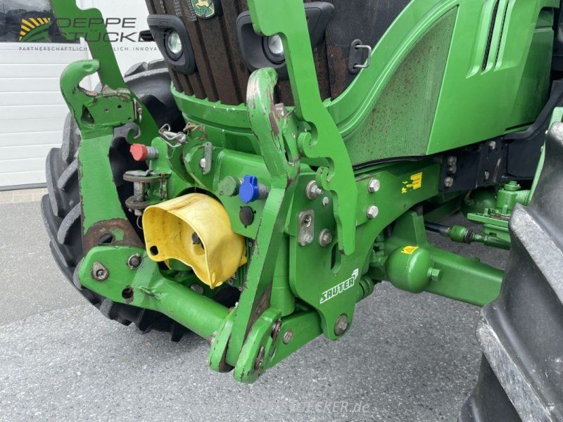 John Deere 6125R