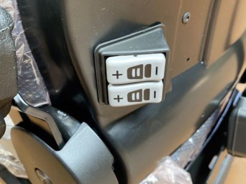 Fendt SUPER-KOMFORTSITZ LUFTGEFEDERT