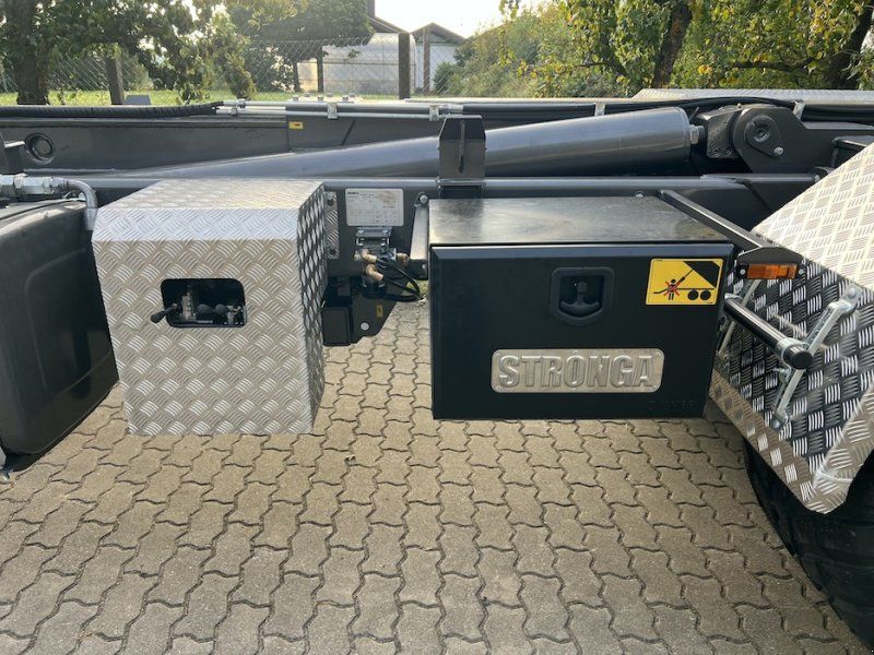Stronga Loada HL210DT Hakenanhänger