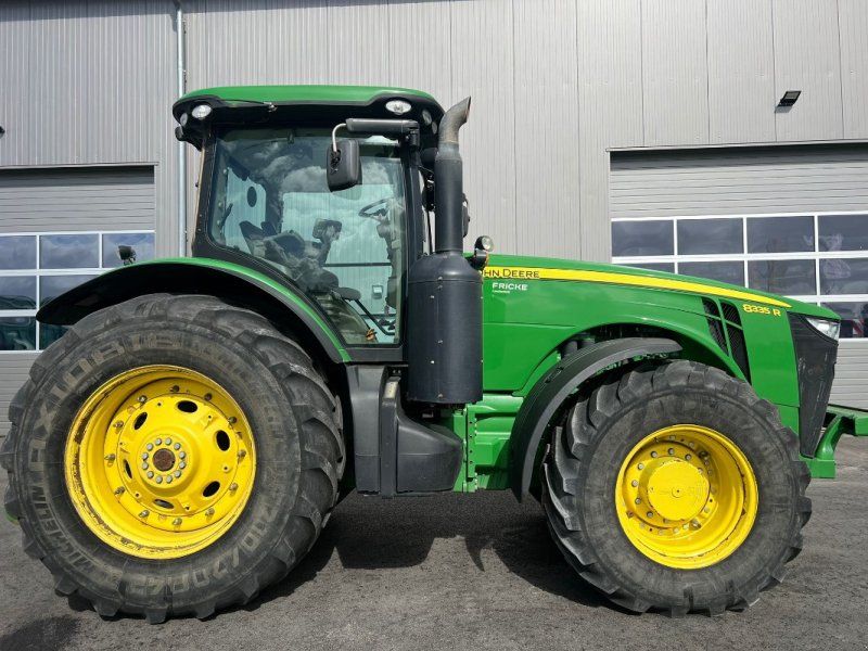 John Deere 8335R Autopowr