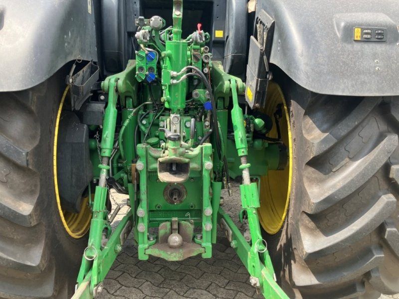 John Deere 6170R