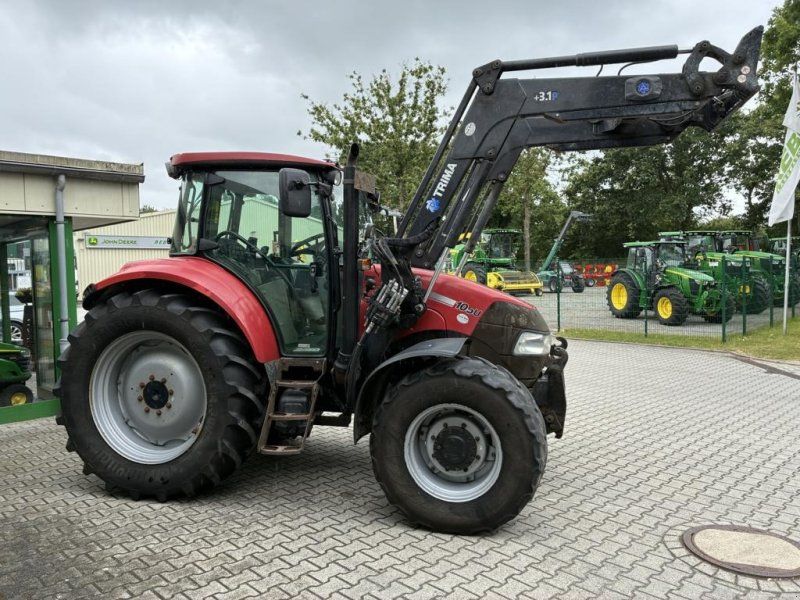 Case Farmall 105 U