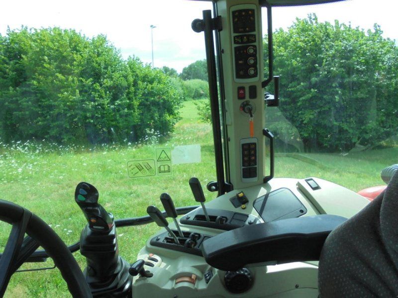 Massey Ferguson 5612 DYNA 4