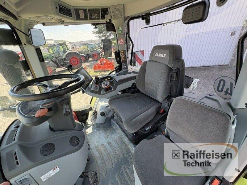 Claas Arion 550