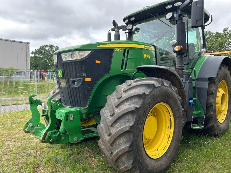 John Deere 7250R