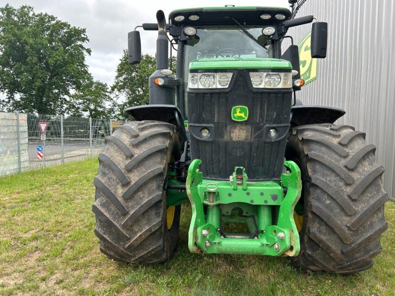 John Deere 7250R