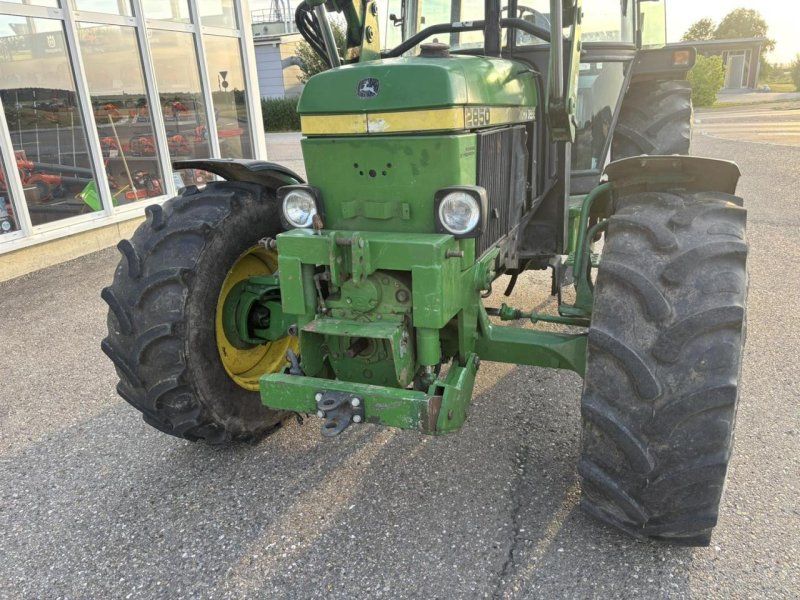 John Deere 2650