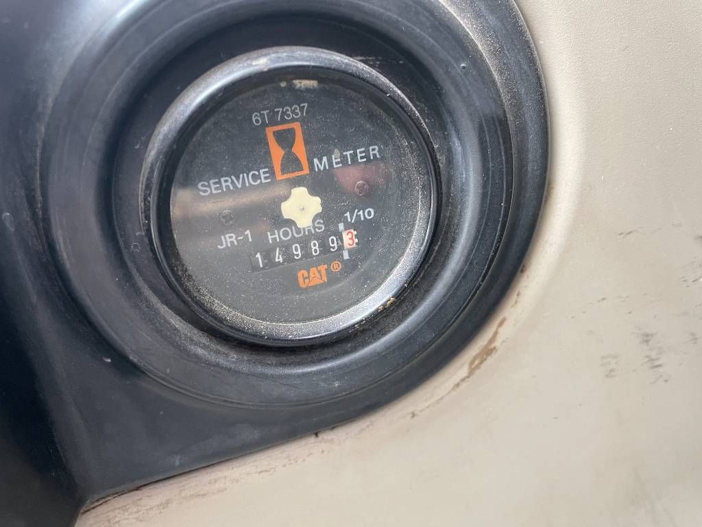 CAT 325 C LR