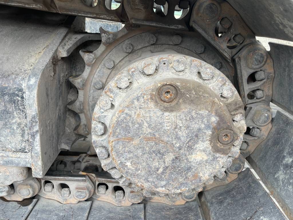 CAT 325 C LR