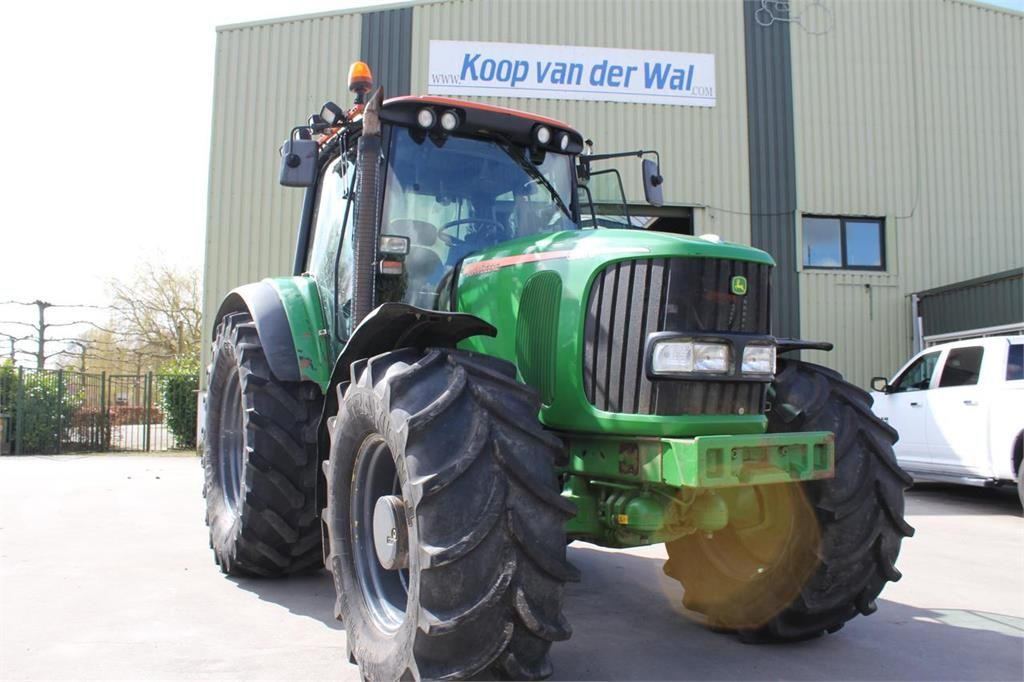 John Deere 6000- 20 6 cyl.