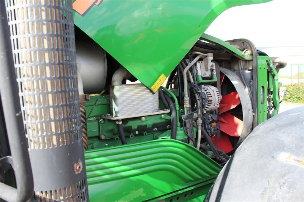 John Deere 6000- 20 6 cyl.