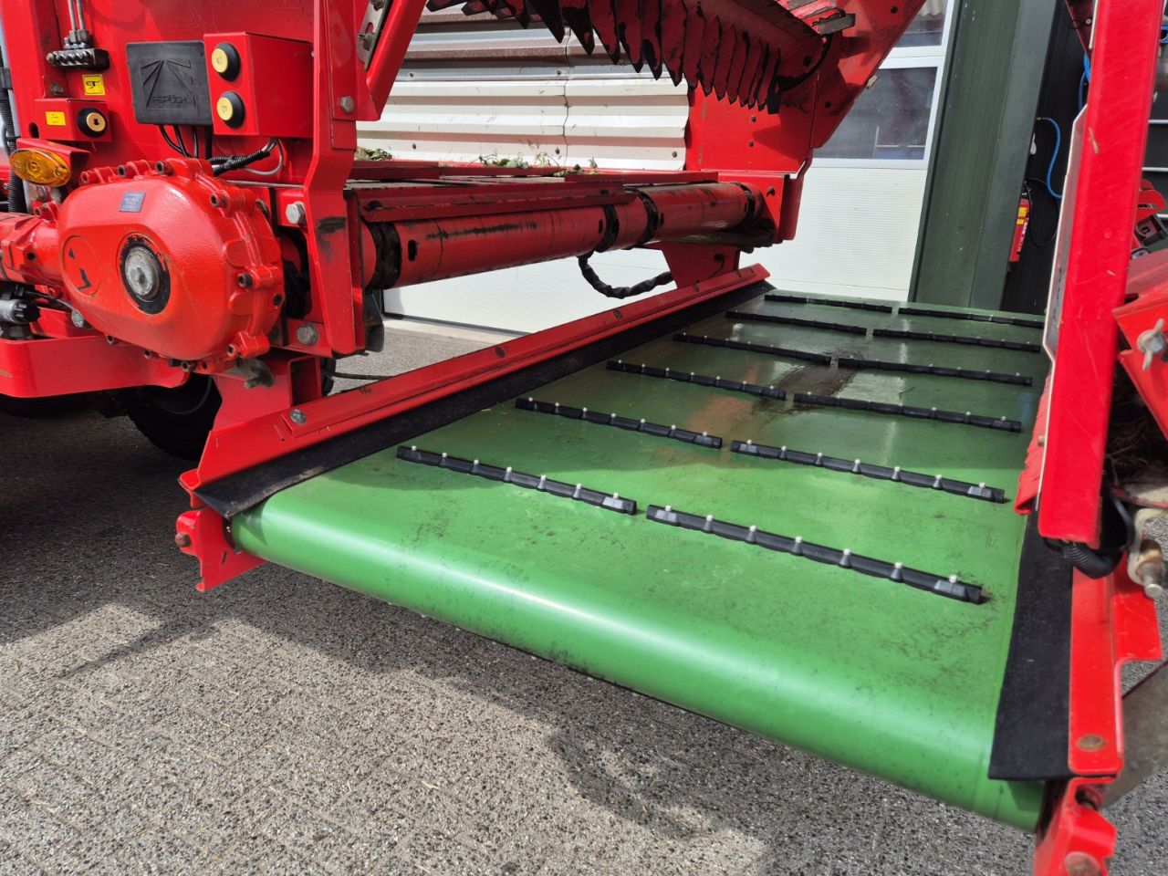 Pottinger Europrofi 5510 Combiline opraapwagen stalvoeren