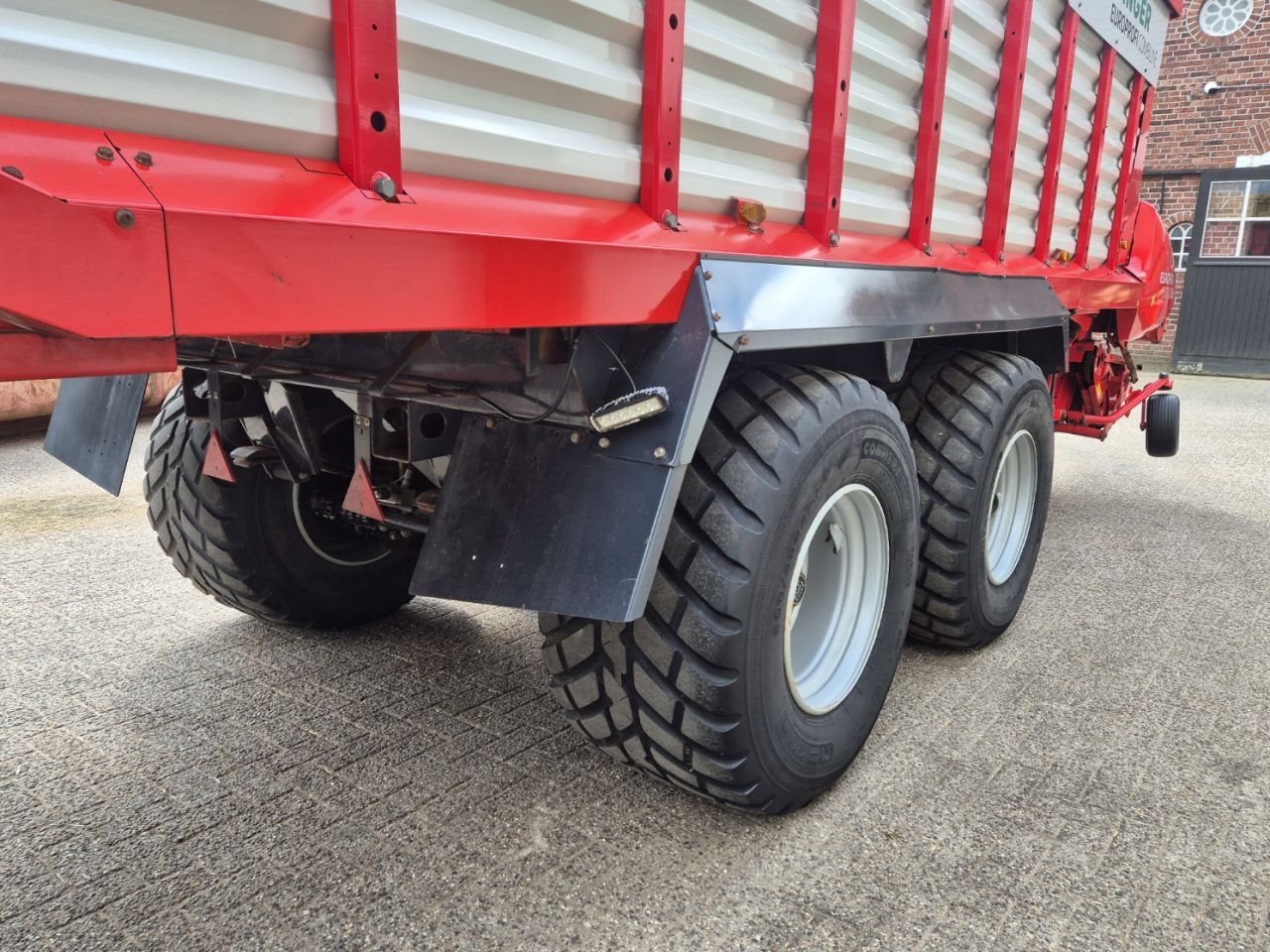 Pottinger Europrofi 5510 Combiline opraapwagen stalvoeren