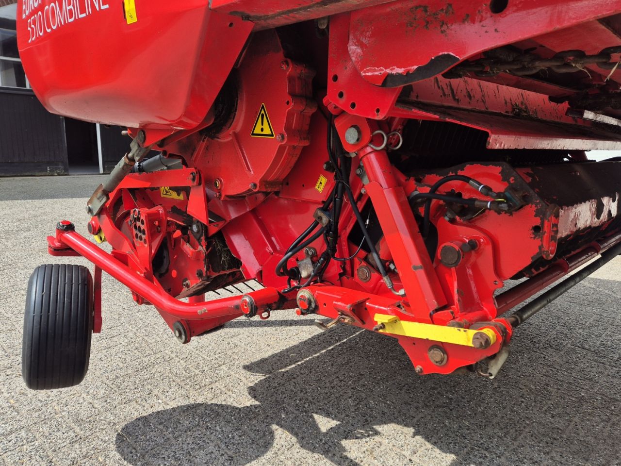 Pottinger Europrofi 5510 Combiline opraapwagen stalvoeren