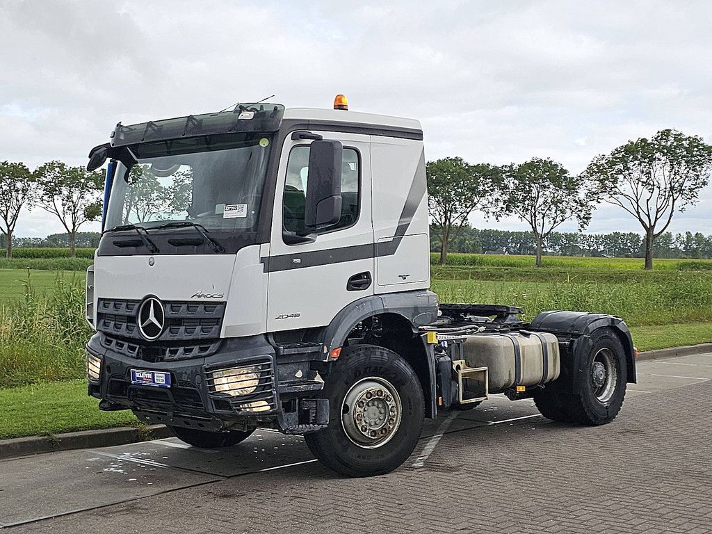 MERCEDES-BENZ AROCS 1846