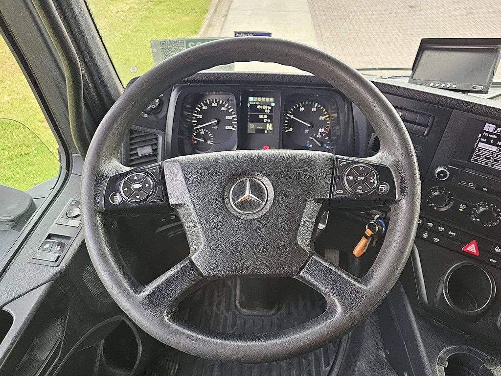 MERCEDES-BENZ AROCS 1846