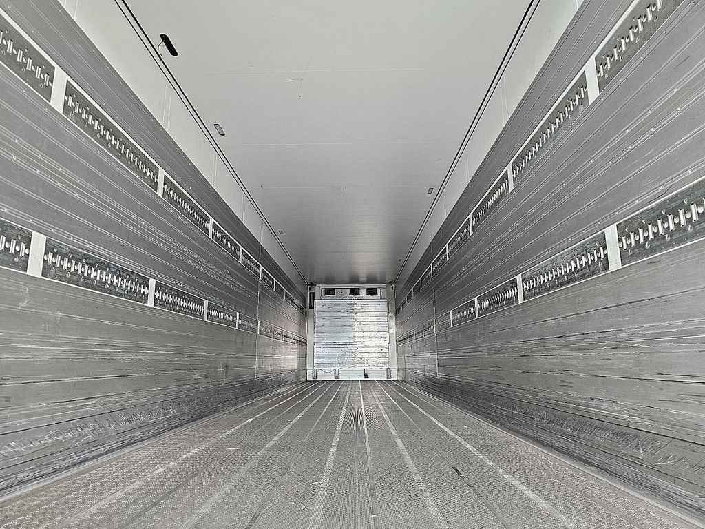 SCHMITZ SKO 24/L 13.4 FP 45 scb 2x lift axle