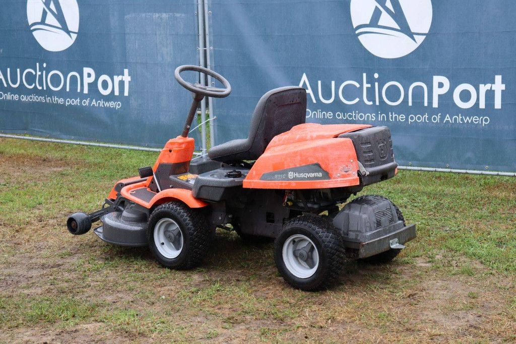 Husqvarna R11C Benzin-Aufsitzmäher 13,5 PS