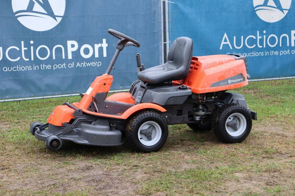 Husqvarna R11C Benzin-Aufsitzmäher 13,5 PS