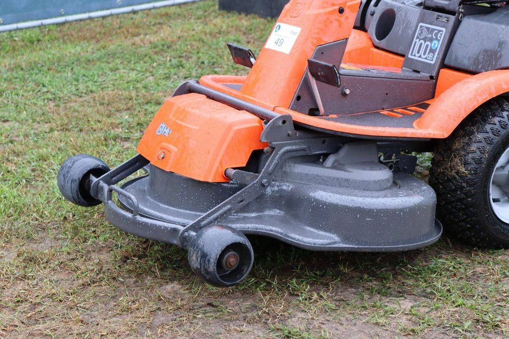 Husqvarna R11C Benzin-Aufsitzmäher 13,5 PS