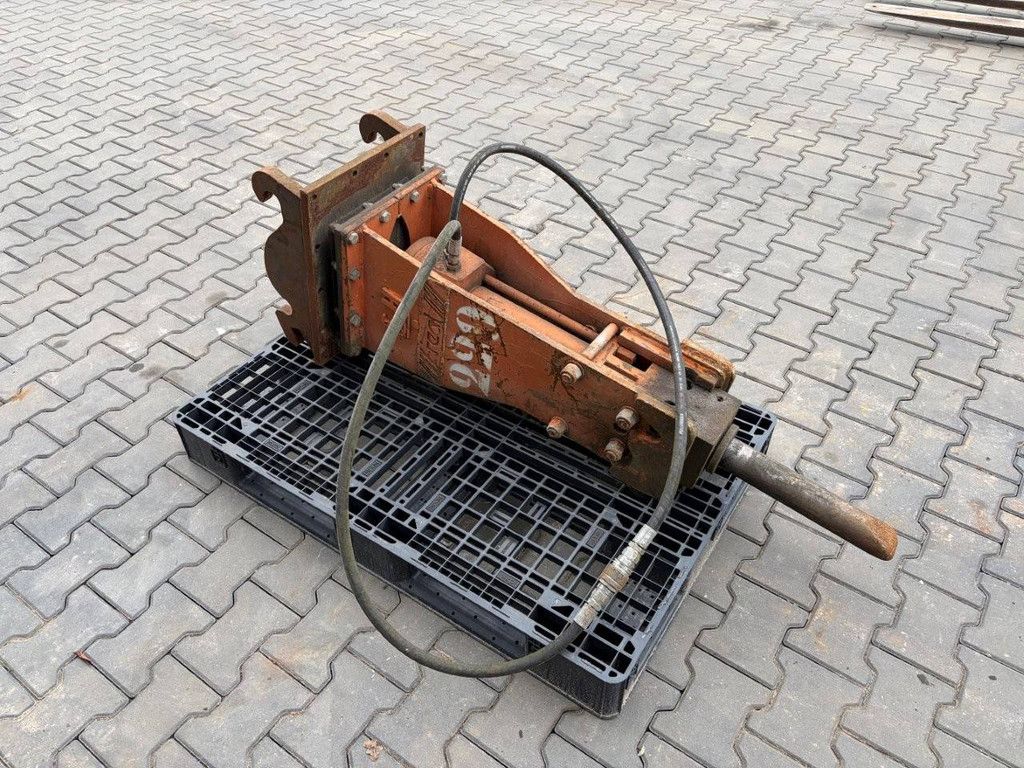 Hydraulische Breekhamer Met Beitel CW10