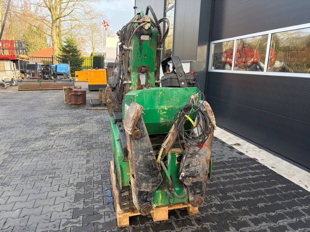 Slooprobot Brokk DMX520 380V Met Diverse Aanbouwdelen
