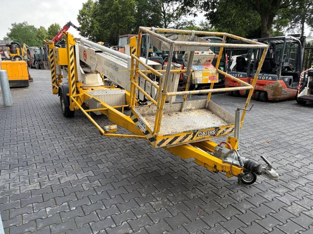 Custers Anhänger-Arbeitsbühne 0R20B 200kg 20m 2001