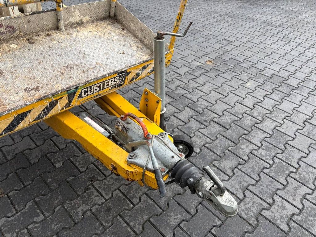Custers Anhänger-Arbeitsbühne 0R20B 200kg 20m 2001