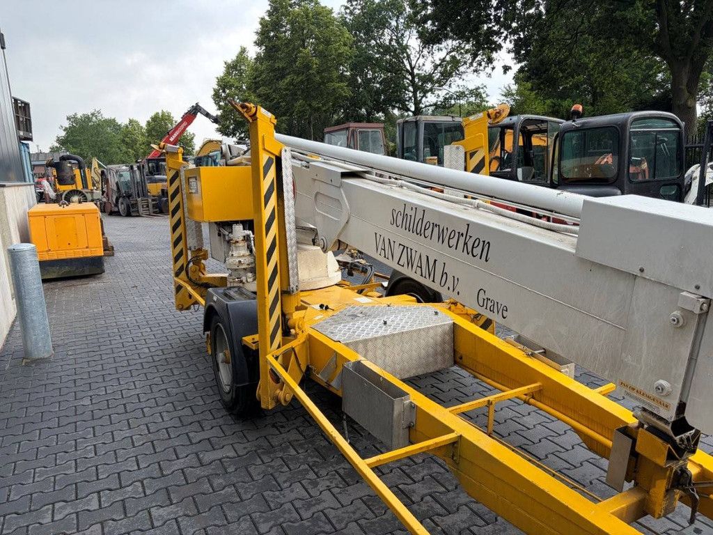 Custers Anhänger-Arbeitsbühne 0R20B 200kg 20m 2001