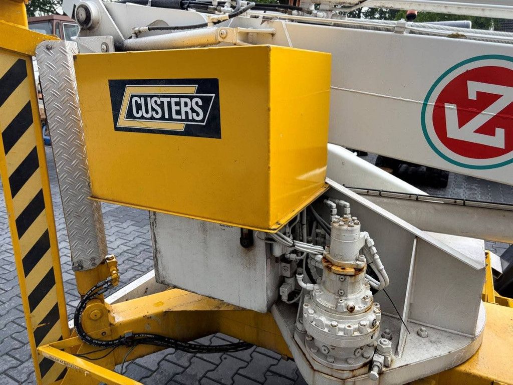 Custers Anhänger-Arbeitsbühne 0R20B 200kg 20m 2001