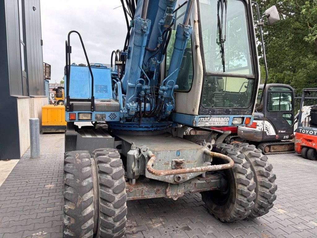 Wheel excavator Liebherr A900B Litronic Diesel 82kW 2000