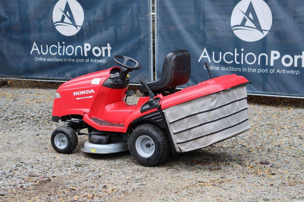Zitmaaier Honda HF2315 Benzine 2013