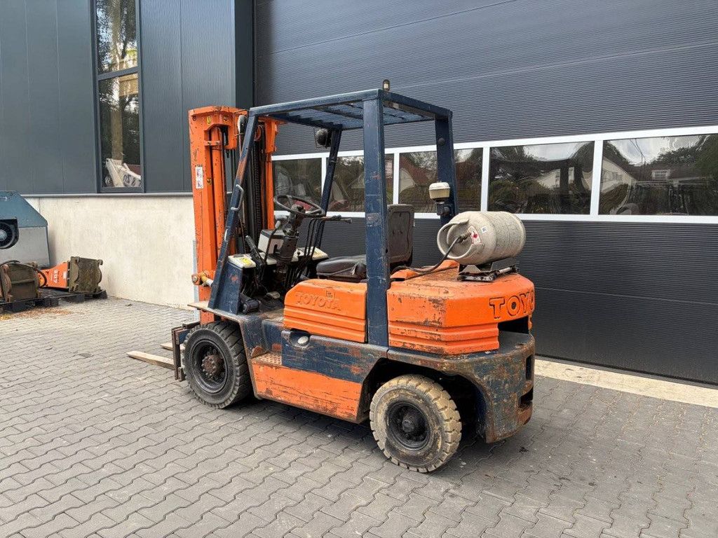Gabelstapler Toyota 42-5FGF25 LPG 2500kg 4,7m 1990