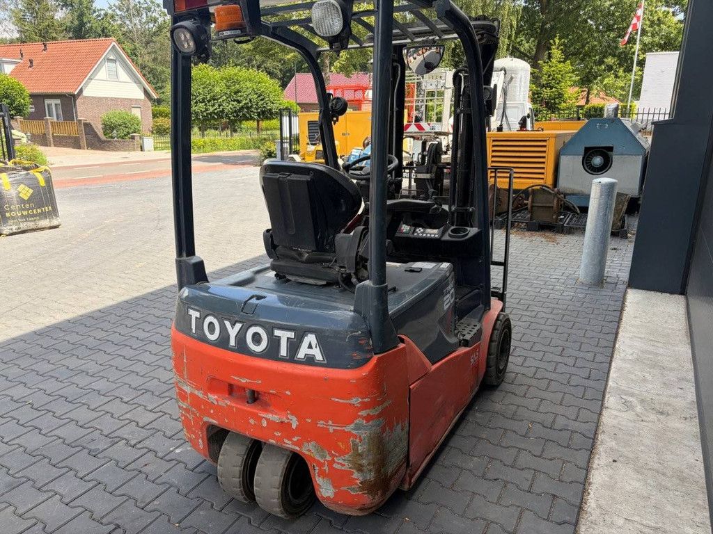 Toyota 8FBE20T Elektrogabelstapler 2000 kg 3,3 m 2017
