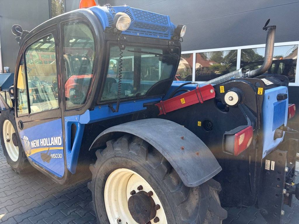 New Holland LM5030 Teleskoplader Diesel 75 kW 2800 kg 6,35 m 2013
