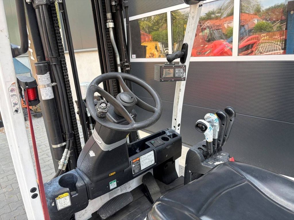 Forklift Hyster J1.8XN Electric 1710kg 4.9m 2018