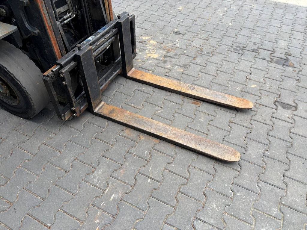 Gabelstapler Toyota 02-8FGF25 LPG 2500kg 3,3m 2011