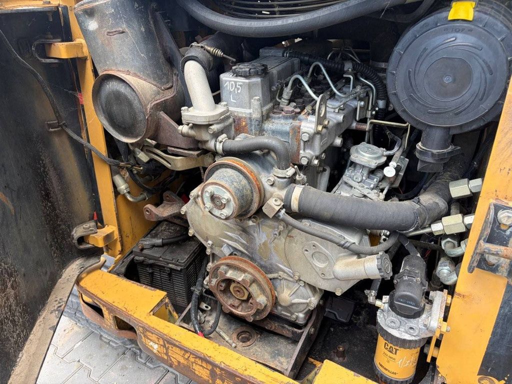 Skid steer loader Caterpillar 277B Diesel 57kW 2005