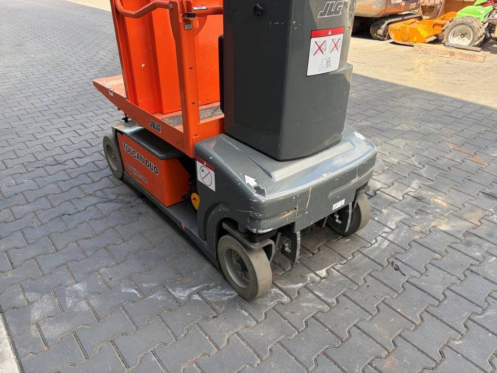 JLG Toucan Duo Electric Mast Lift 6m 2015