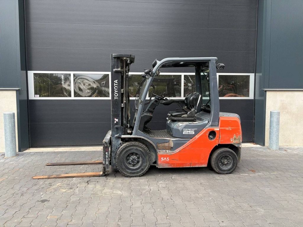 Heftruck Toyota 06-8FD25F Diesel 2500kg 4.7m 2017