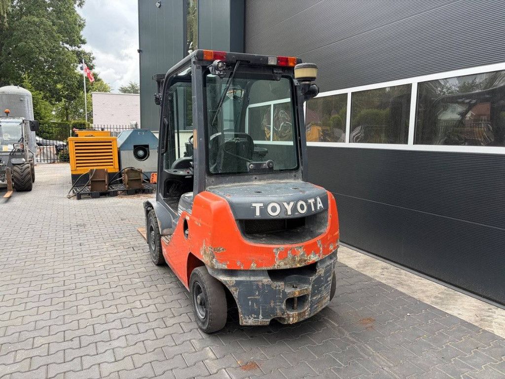 Heftruck Toyota 06-8FD25F Diesel 2500kg 4.7m 2017