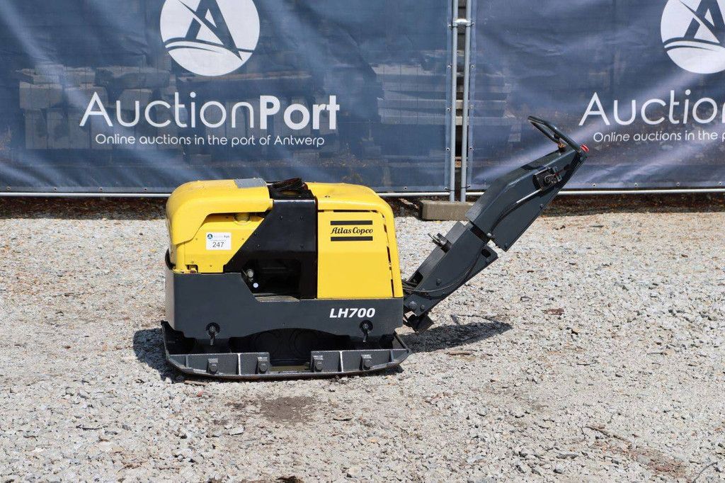 Vibrationsplatte Atlas Copco LH700 2018